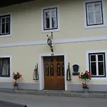 Haus 26 Bed and Breakfast Weissbriach