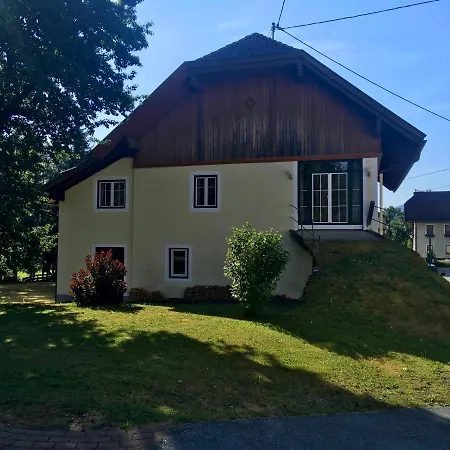 Bed & Breakfast Haus 26 Weissbriach