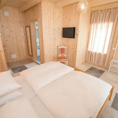 Haus 26 לינה וארוחת בוקר